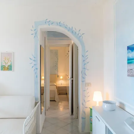 In For 2 People Appartement Marinella (Sardinia)